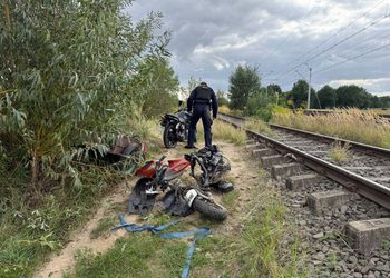 Uciekał motocyklem z przyczepką na której był motorower. Okazało się, że pojazdy pochodziły z kradzieży z włamaniem