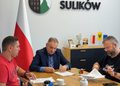 Podpisano umowę na przebudowę drogi w Małej Wsi Dolnej