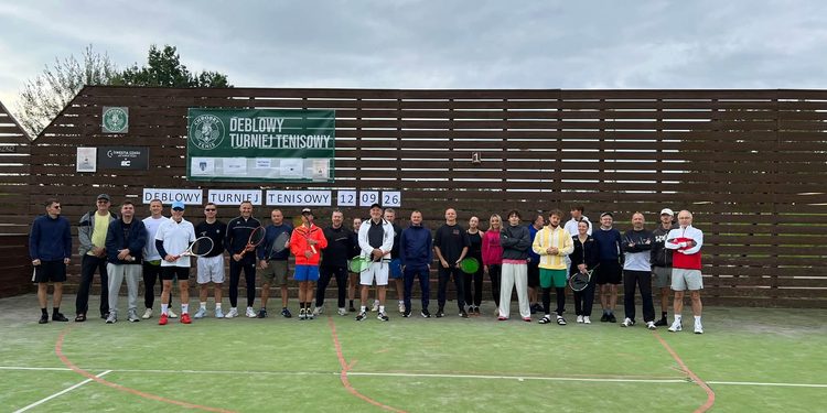 Tenisowe emocje na Maratońskiej -16 par, sportowa rywalizacja i „druga szansa”