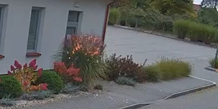 Pożar budynku Świadków Jehowy w Zgorzelcu był wynikiem podpalenia. 37-latek w areszcie