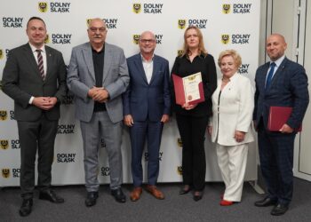 80 tys. zł dla ZSZ w Bogatyni na szkolną strzelnicę laserową