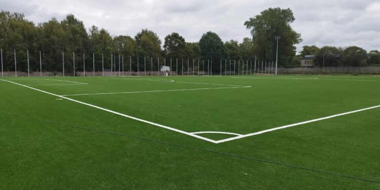 Postępy prac przy II etapie przebudowy stadionu w Pieńsku